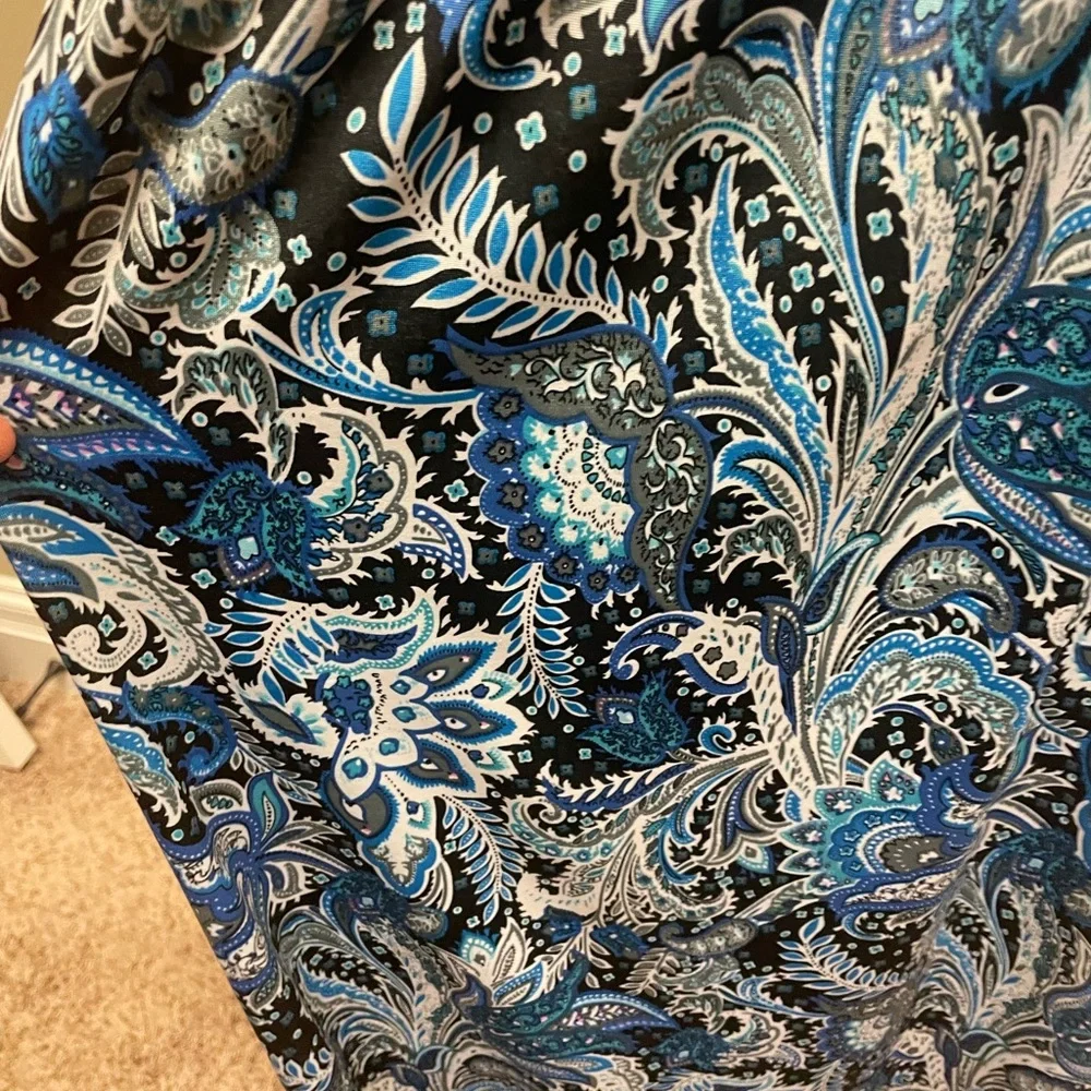 Blue Paisley Halter Maxi Dress - Picture 4 of 7